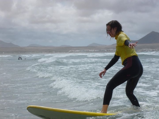  Initiation surfing in Lanzarote 